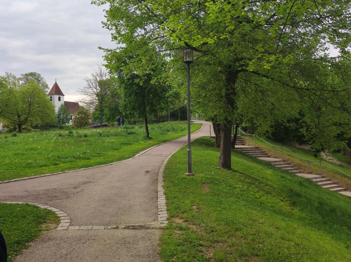 Family -Only- Welcome To Berching Exterior foto